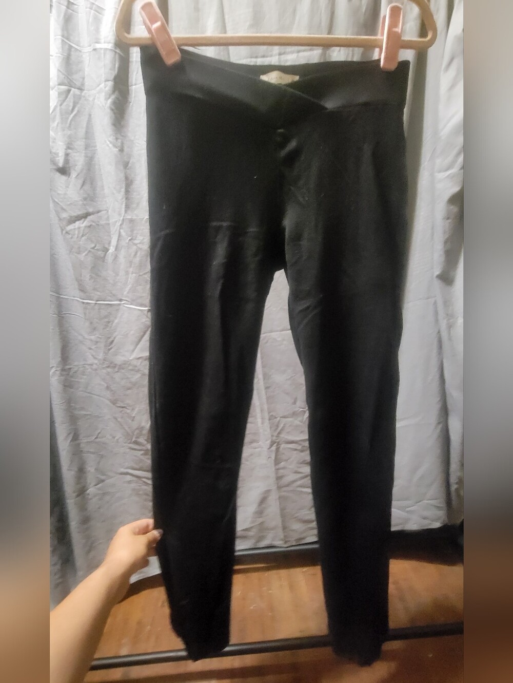 Women's Black Cropped Stretch Ankle Pants